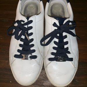 MICHAEL KORS Irving Leather Lace-Up Sneaker 👟